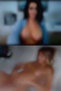 An even girls deeper sexy pussy.